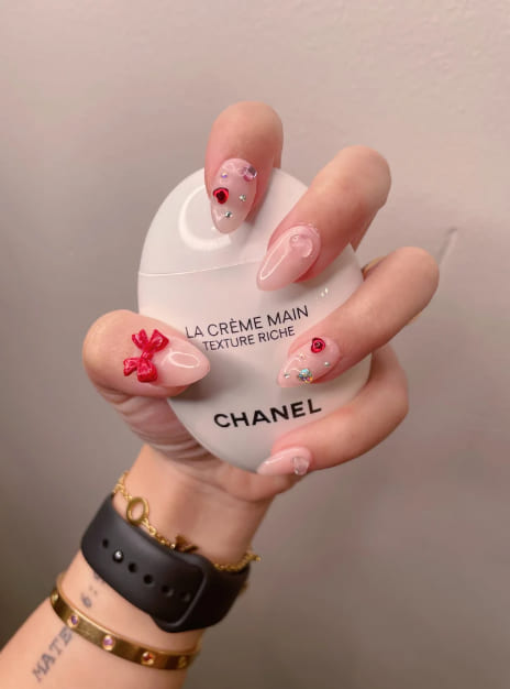 minimalist Valentines nails